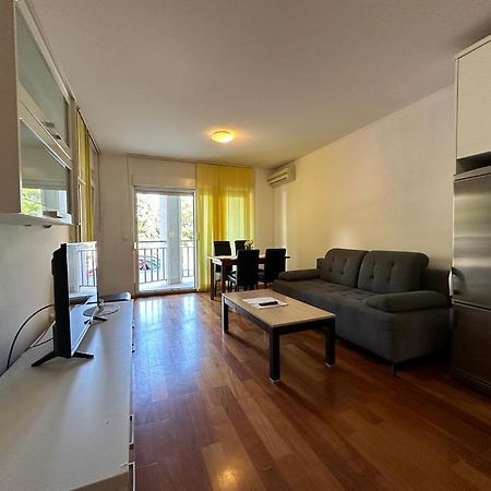 מאקרסקה Apartment Biokovo מראה חיצוני תמונה