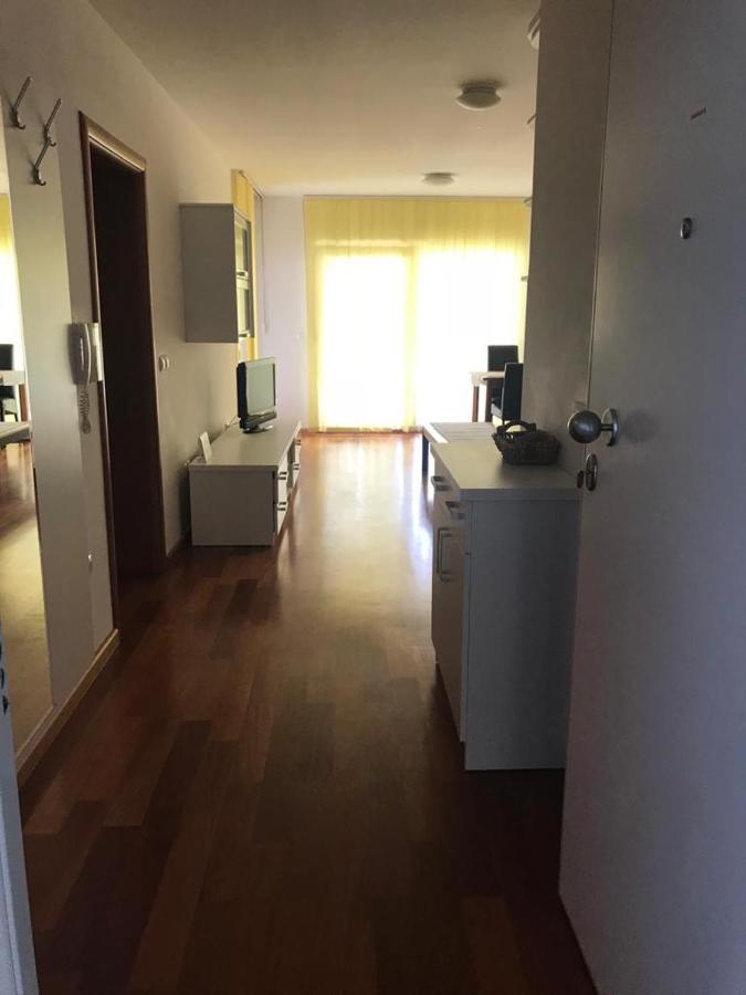 מאקרסקה Apartment Biokovo מראה חיצוני תמונה