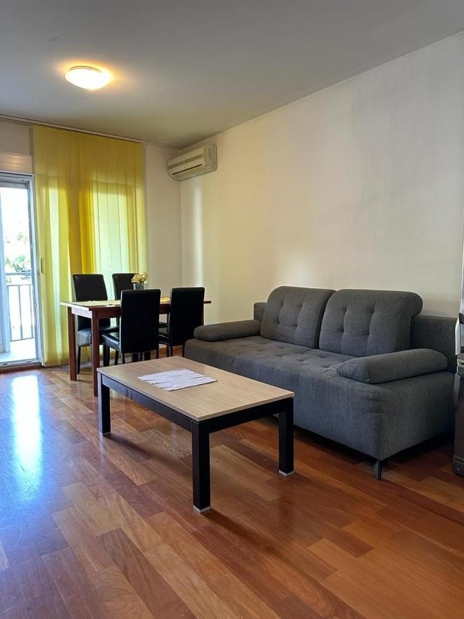 מאקרסקה Apartment Biokovo מראה חיצוני תמונה